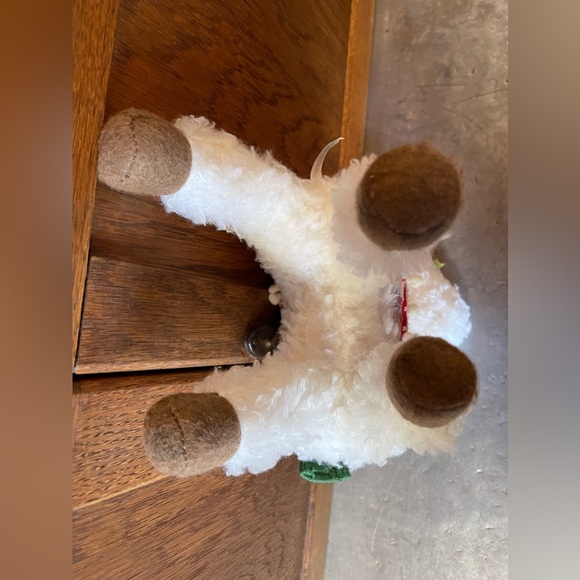 Holiday themed Llama - Picture 3 of 4